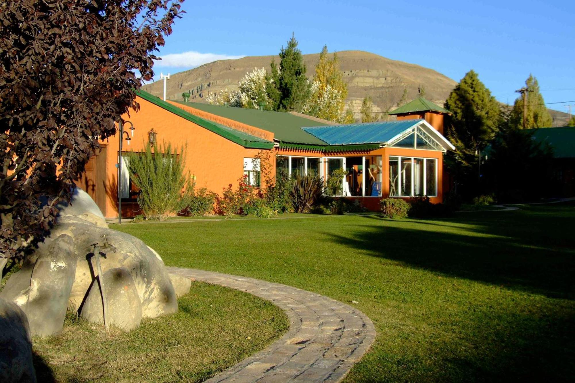 "La Loma" - Vieja Casona Aparthotel El Calafate Exterior photo